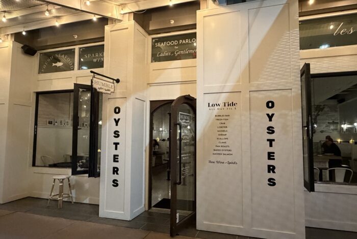 Humble Oysters & Bubbles storefront on High Street in North Phoenix